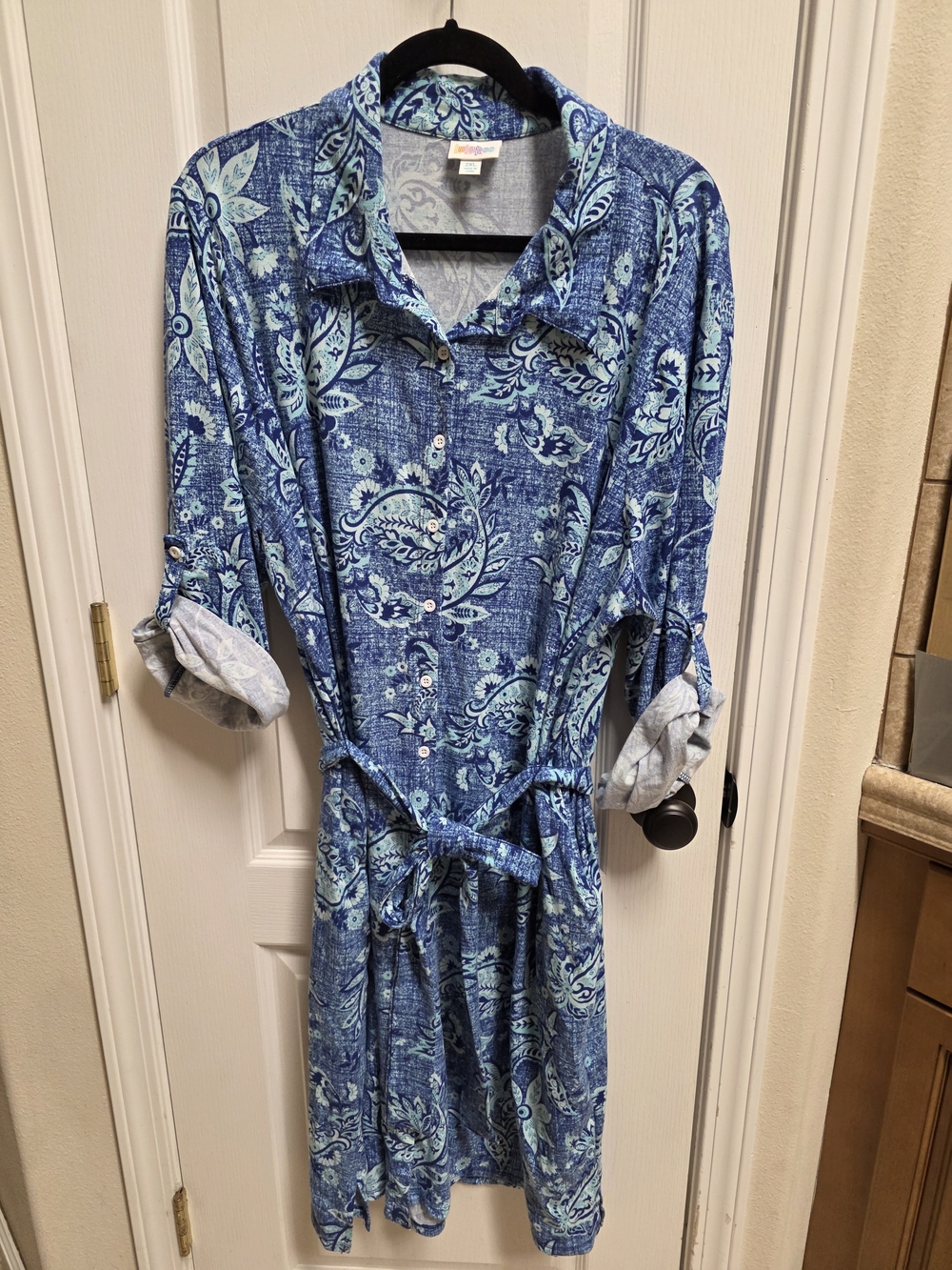 LuLaRoe Blue Paisley Midi Shirt Dress
